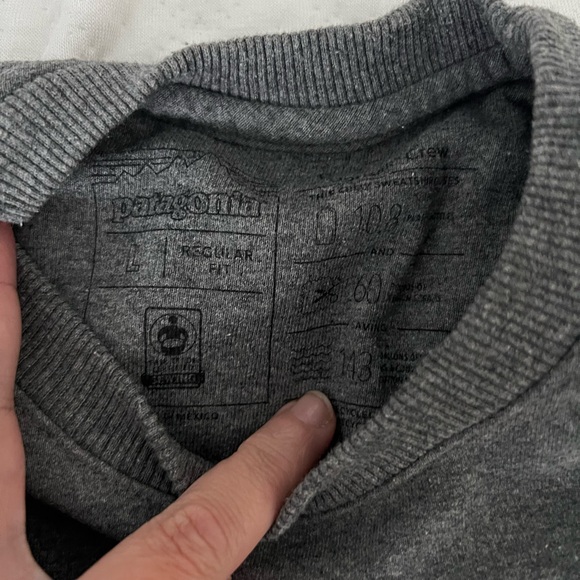 Patagonia Standard Fit Gray Crew Neck Sweatshirt - Size L - Picture 4 of 4